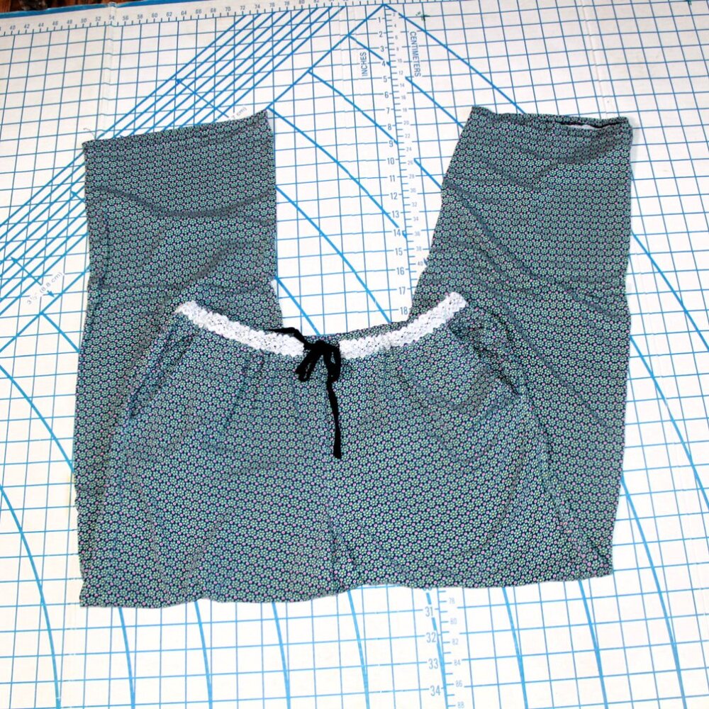 Kensie Floral Pajama Bottoms with Pockets, Small